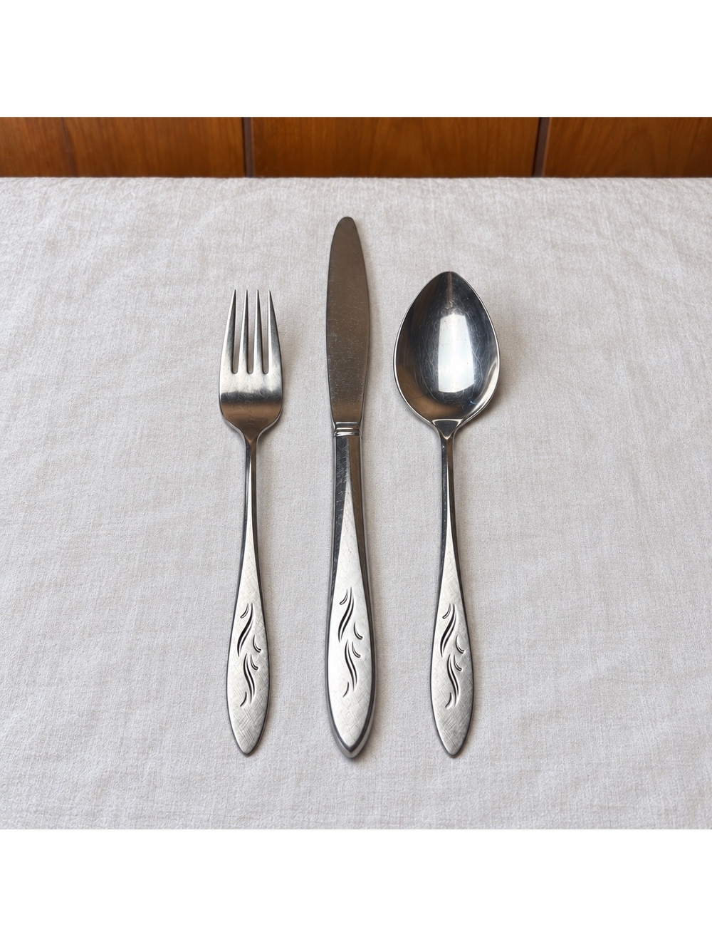 Vintage Stainless Flatware Set Oneida Ember Glow Oneidacraft Deluxe 12 Piece